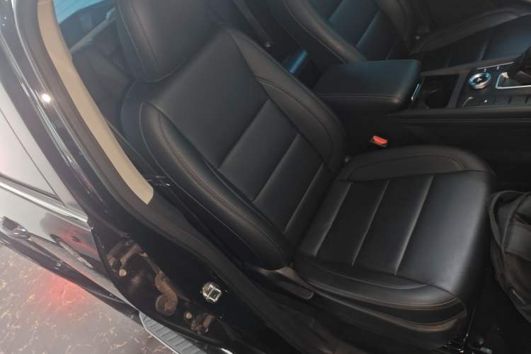 Used Great Wall Poer 2024 2.4T Passenger Version Automatic Diesel 4x4 Comfort Trim Right Front Seat