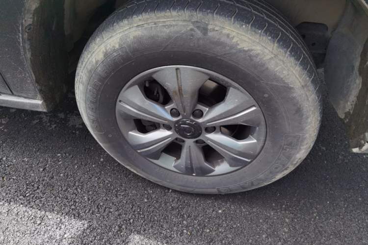 Used Great Wall Poer 2024 2.4T Commercial Version Automatic Diesel 4x4 Elite Edition Right Front Wheel Hub