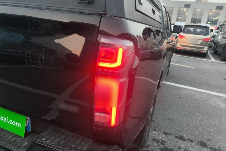 Used Great Wall Poer 2024 2.4T Commercial Version Automatic Diesel 4x4 Elite Edition Right Rear Taillight