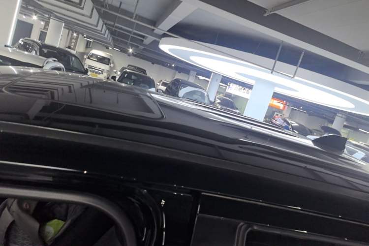 Used Great Wall Poer 2024 2.4T Passenger Version Automatic Diesel 4x4 Comfort Trim Roof