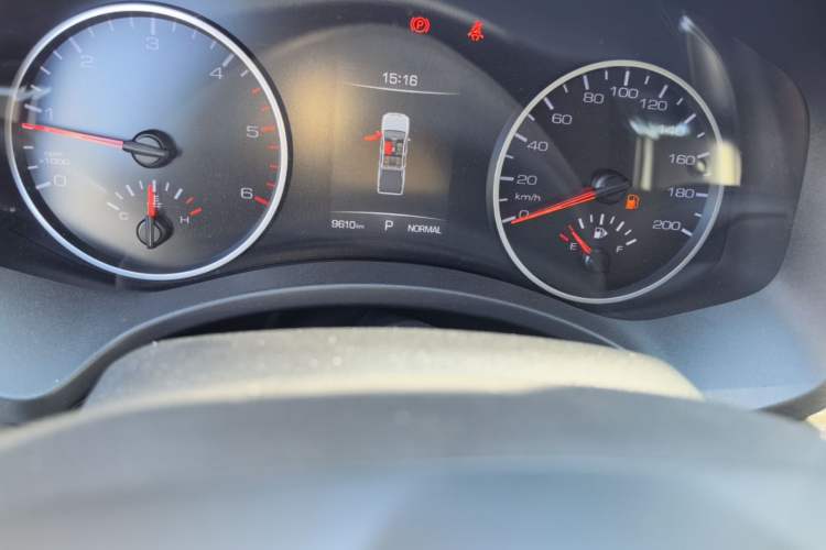 Used Great Wall Poer 2024 2.4T Commercial Version Automatic Diesel Two-Wheel Drive Elite Edition Odometer Close Up