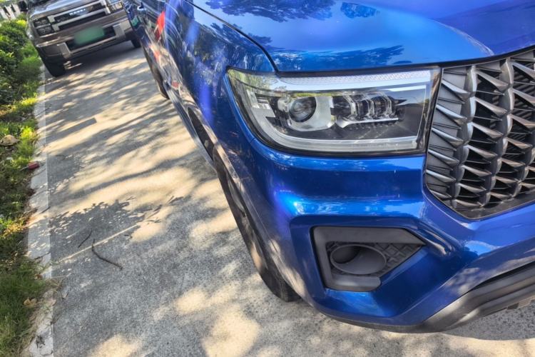 Used Great Wall Poer 2024 2.4T Commercial Version Automatic Diesel Two-Wheel Drive Elite Edition Right Front Headlight