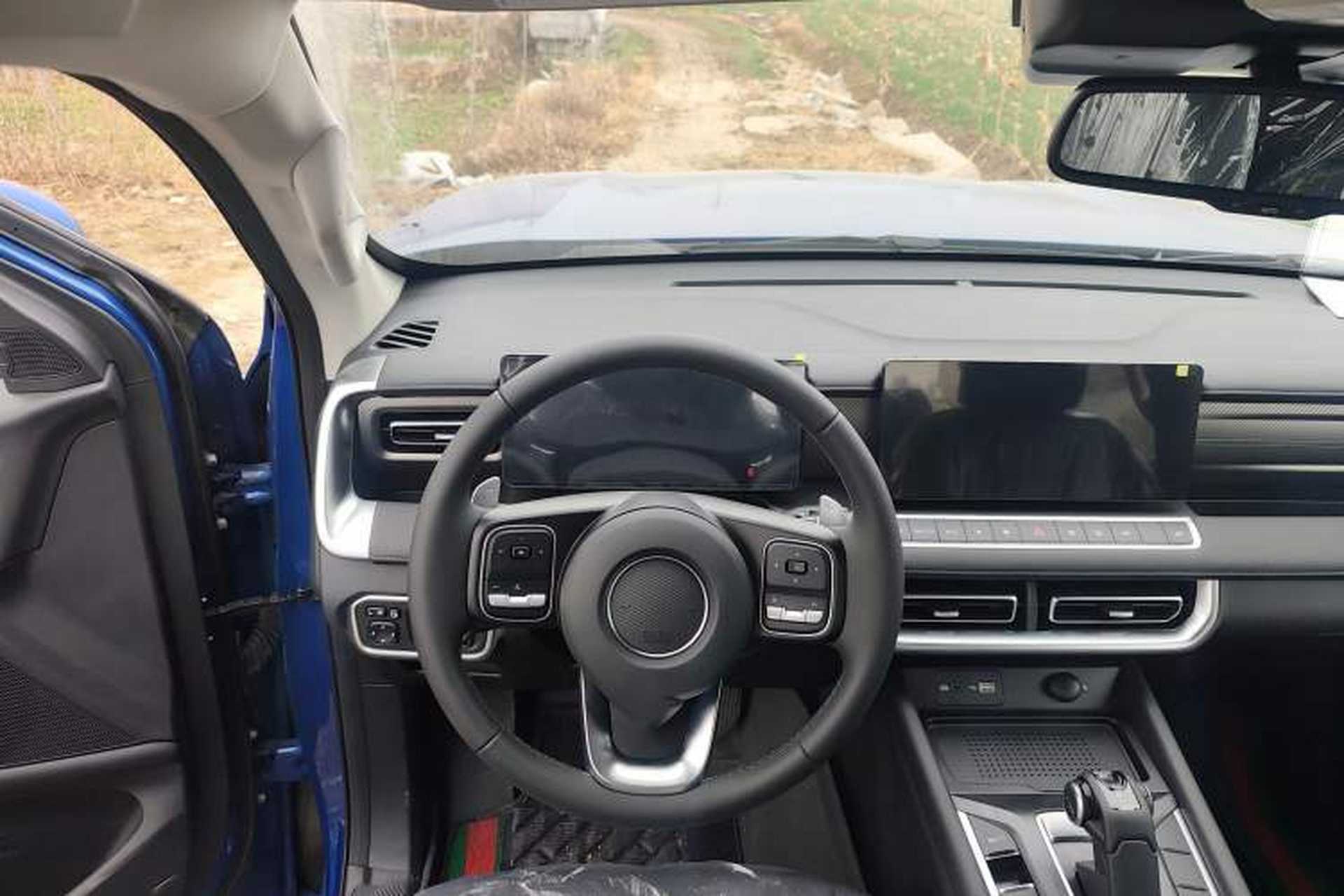 Used Great Wall Poer 2024 2.4T Passenger Version Automatic Diesel Two-Wheel Drive Comfort Edition Steering Wheel