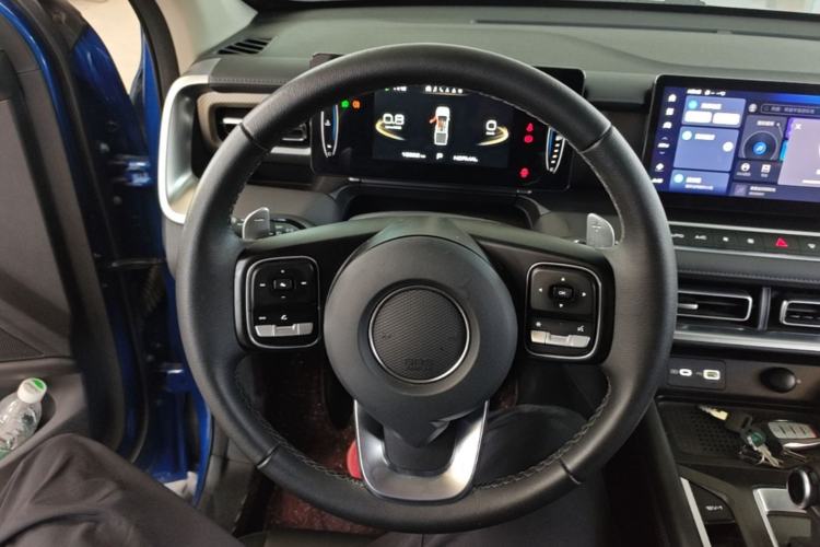 Used Great Wall Poer 2024 2.4T Passenger Version Automatic Diesel 4x4 Comfort Trim Steering Wheel