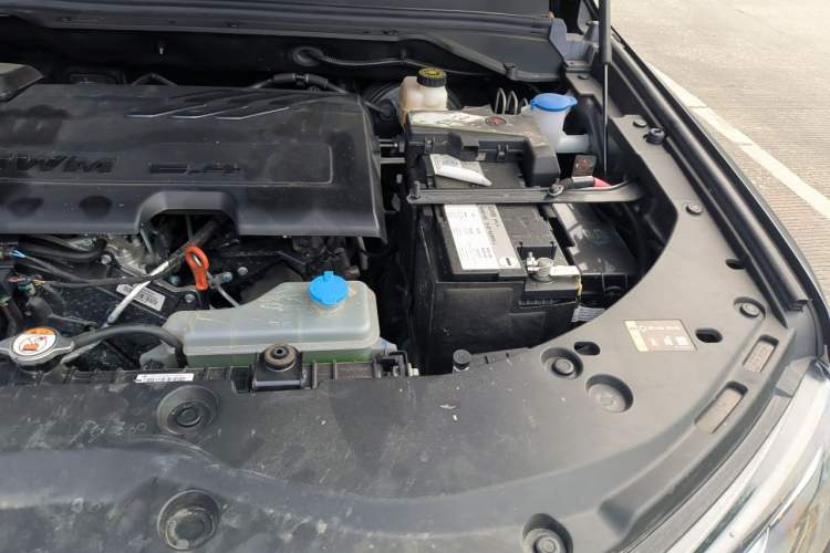 Used Great Wall Poer 2024 2.4T Off-Road Edition Automatic Diesel 4x4 Advanced Version Engine Bay Left