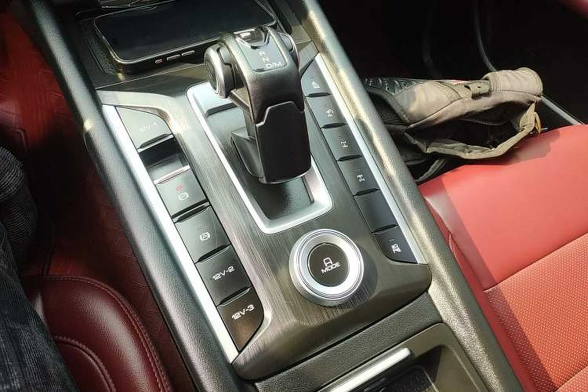 Used Great Wall Poer 2024 2.4T Off-Road Edition Automatic Diesel 4x4 Advanced Version Gear Lever