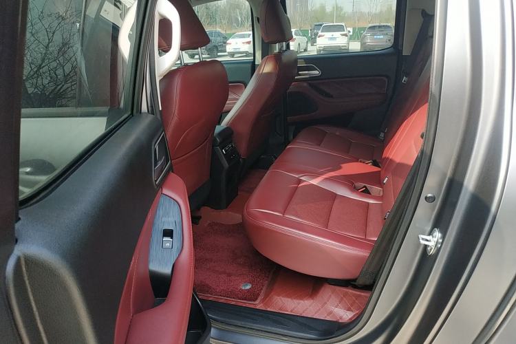 Used Great Wall Poer 2024 2.4T Off-Road Edition Automatic Diesel 4x4 Advanced Version Left Rear Seat
