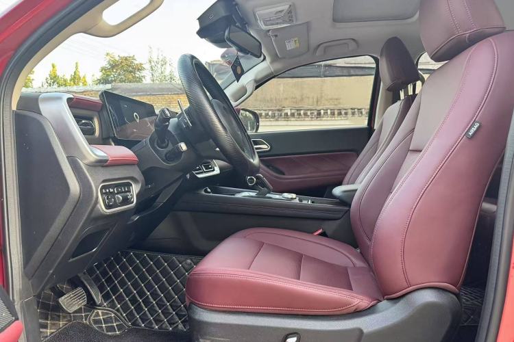 Used Great Wall Poer 2024 2.4T Off-Road Edition Automatic Diesel 4x4 Advanced Version Interior 2