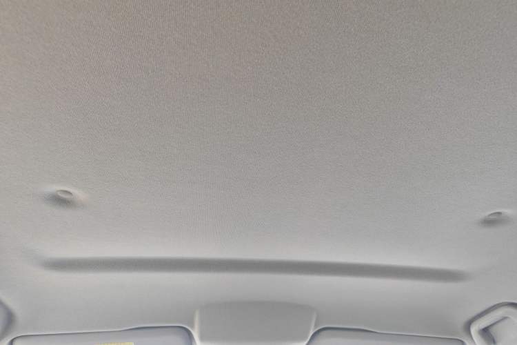 Used Great Wall Poer 2024 2.4T Commercial Version Automatic Diesel 4x4 Elite Edition Headliner