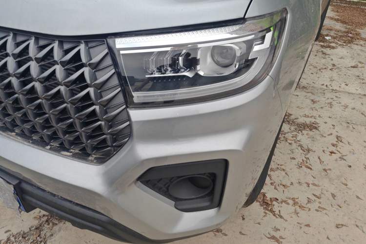 Used Great Wall Poer 2024 2.4T Commercial Version Automatic Diesel 4x4 Elite Edition Left Front Headlight