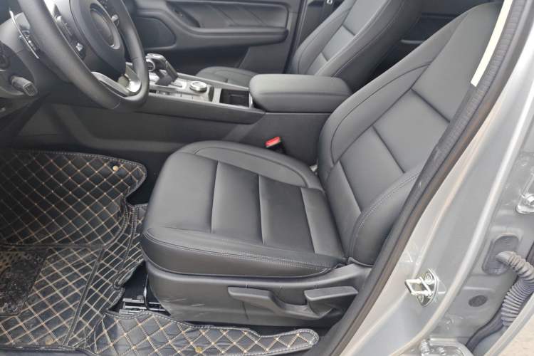 Used Great Wall Poer 2024 2.4T Commercial Version Automatic Diesel 4x4 Elite Edition Left Front Seat