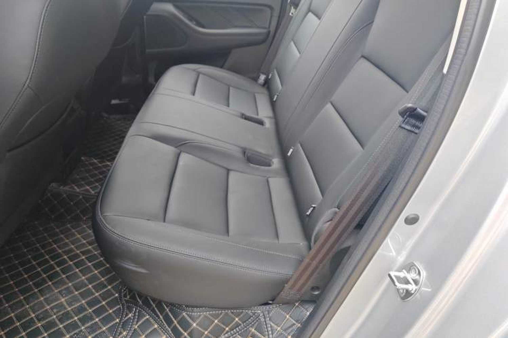 Used Great Wall Poer 2024 2.4T Commercial Version Automatic Diesel 4x4 Elite Edition Left Rear Seat
