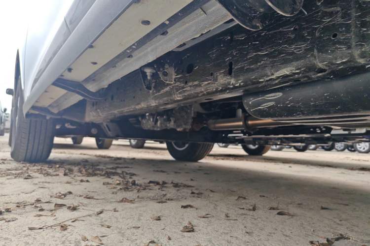 Used Great Wall Poer 2024 2.4T Commercial Version Automatic Diesel 4x4 Elite Edition Left Side Sill