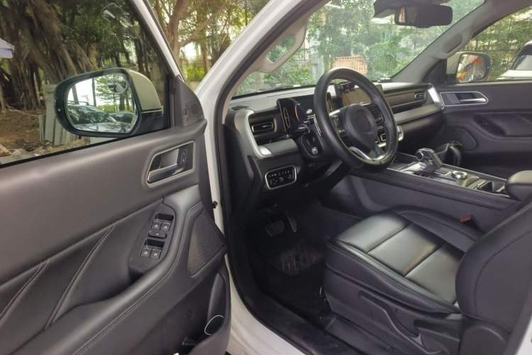 Used Great Wall Poer 2024 2.4T Passenger Version Automatic Diesel 4x4 Comfort Trim Driver Seat
