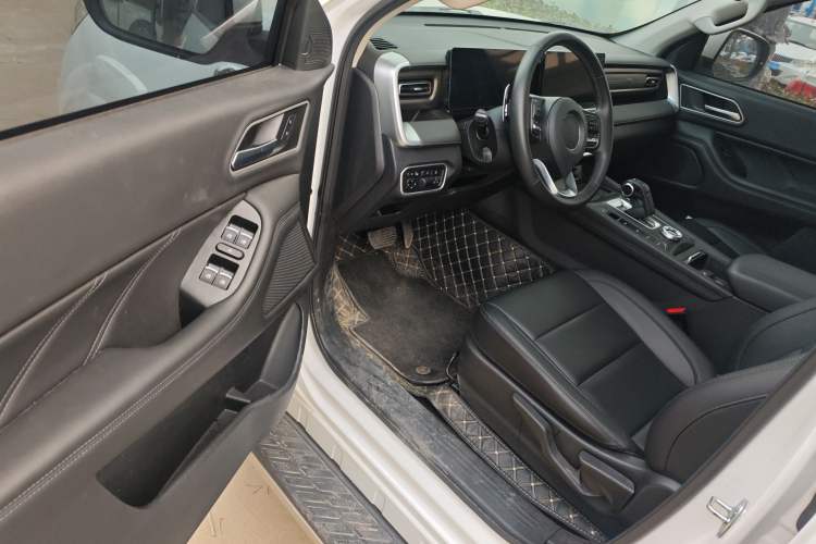 Used Great Wall Poer 2024 2.4T Passenger Version Automatic Diesel 4x4 Comfort Trim Driver Seat