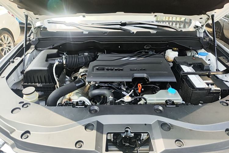 Used Great Wall Poer 2024 2.4T Commercial Version Automatic Diesel 4x4 Elite Edition Engine Bay