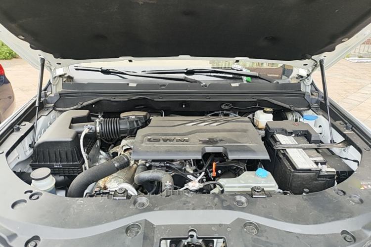 Used Great Wall Poer 2024 2.4T Commercial Version Automatic Diesel 4x4 Elite Edition Engine Bay