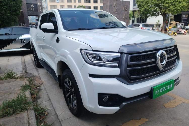 Used Great Wall Poer 2024 2.4T Passenger Version Automatic Diesel 4x4 Comfort Trim Front Right 45 Deg