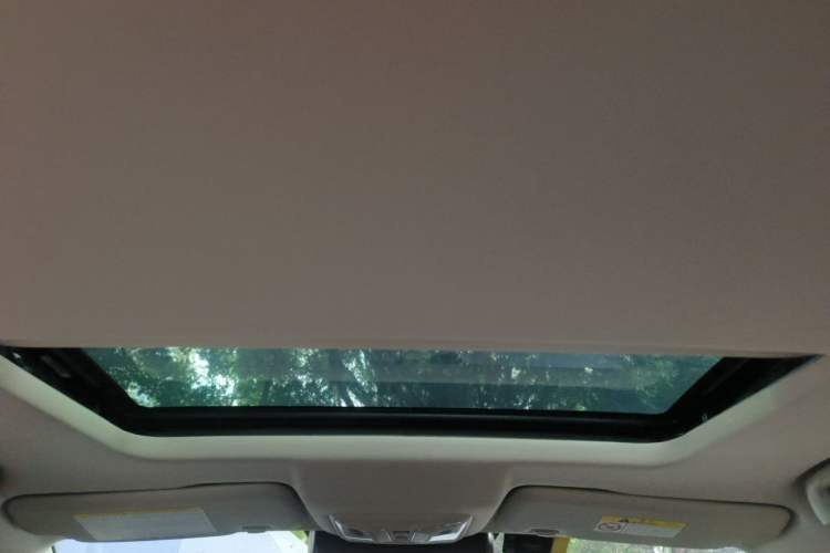 Used Great Wall Poer 2024 2.4T Passenger Version Automatic Diesel 4x4 Comfort Trim Headliner
