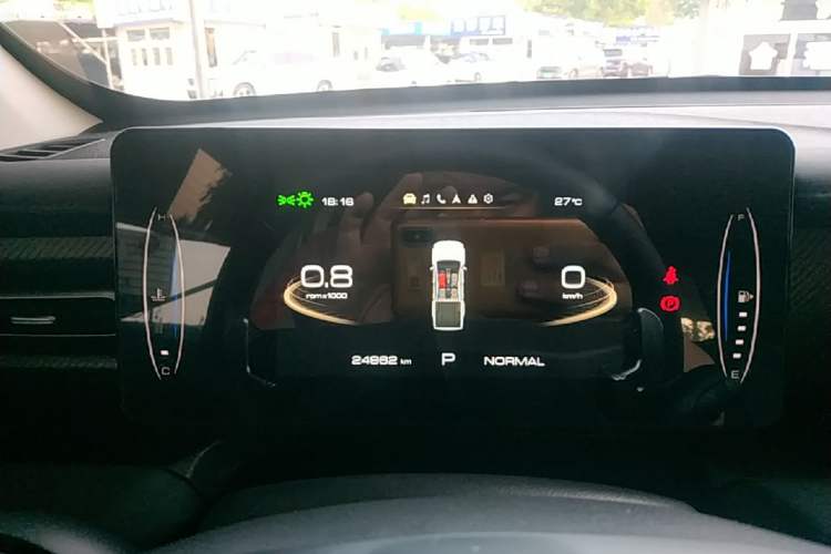 Used Great Wall Poer 2024 2.4T Passenger Version Automatic Diesel 4x4 Comfort Trim Instrument Cluster