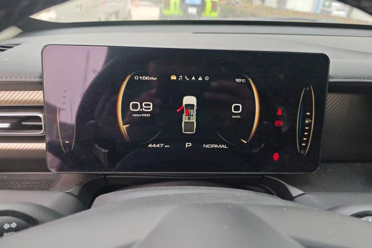 Used Great Wall Poer 2024 2.4T Passenger Version Automatic Diesel 4x4 Comfort Trim Instrument Cluster