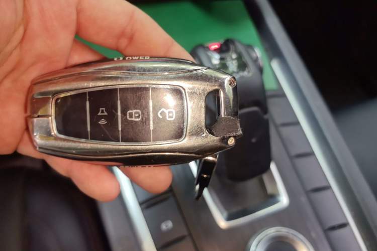 Used Great Wall Poer 2024 2.4T Commercial Version Automatic Diesel Two-Wheel Drive Elite Edition Interior 1