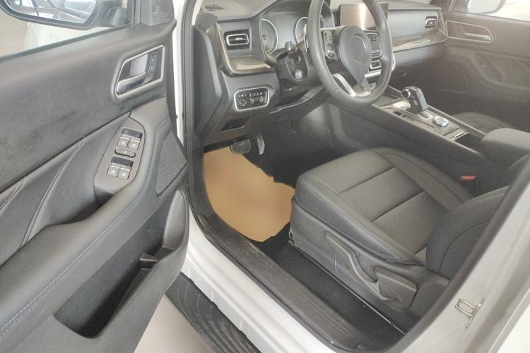 Used Great Wall Poer 2024 2.4T Commercial Version Automatic Diesel 4x4 Elite Edition Interior 2