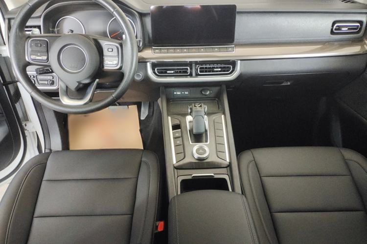 Used Great Wall Poer 2024 2.4T Commercial Version Automatic Diesel 4x4 Elite Edition Interior 3