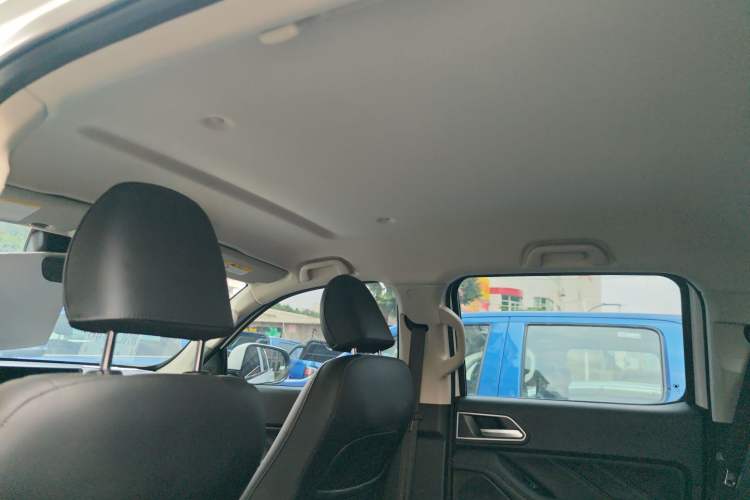 Used Great Wall Poer 2024 2.4T Commercial Version Automatic Diesel 4x4 Elite Edition Interior 7