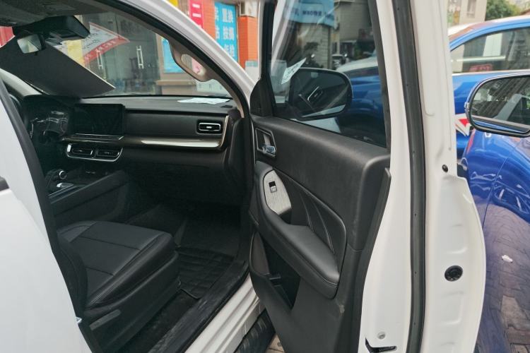 Used Great Wall Poer 2024 2.4T Commercial Version Automatic Diesel 4x4 Elite Edition Interior 9