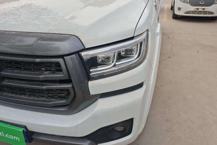 Used Great Wall Poer 2024 2.4T Passenger Version Automatic Diesel 4x4 Comfort Trim Left Front Headlight