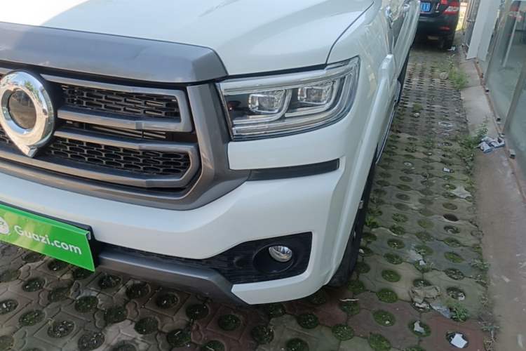 Used Great Wall Poer 2024 2.4T Passenger Version Automatic Diesel 4x4 Comfort Trim Left Front Headlight