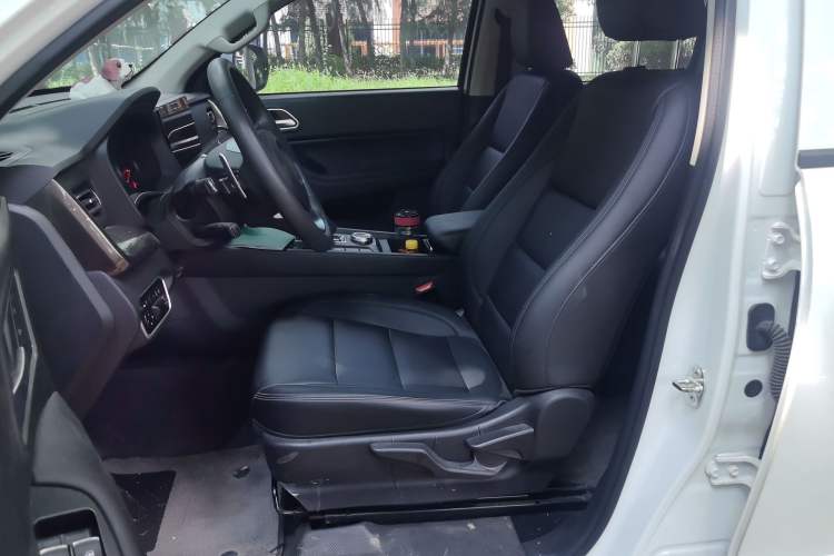 Used Great Wall Poer 2024 2.4T Commercial Version Automatic Diesel Two-Wheel Drive Elite Edition Left Front Seat