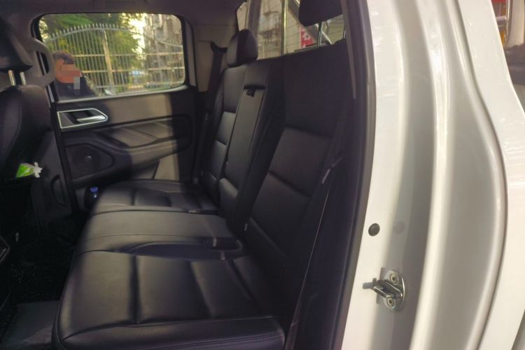 Used Great Wall Poer 2024 2.4T Passenger Version Automatic Diesel 4x4 Comfort Trim Left Rear Seat