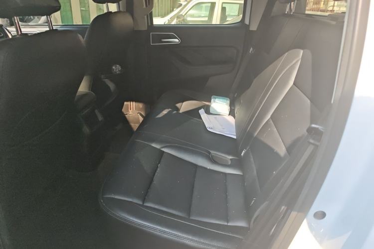 Used Great Wall Poer 2024 2.4T Commercial Version Automatic Diesel 4x4 Elite Edition Left Rear Seat