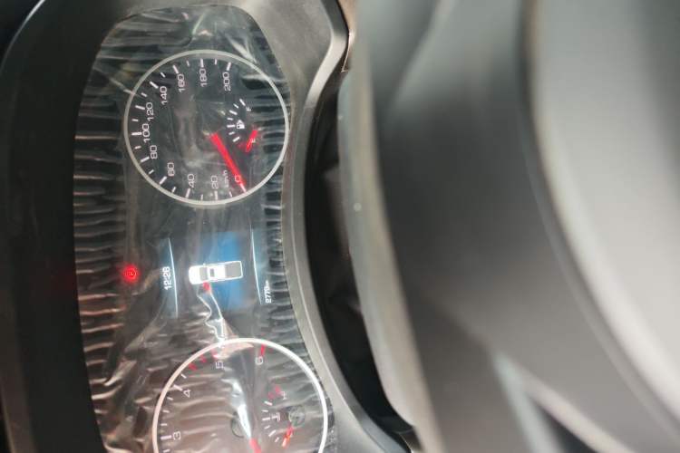 Used Great Wall Poer 2024 2.4T Commercial Version Automatic Diesel 4x4 Elite Edition Odometer Close Up