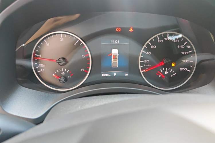 Used Great Wall Poer 2024 2.4T Commercial Version Automatic Diesel 4x4 Elite Edition Odometer Close Up