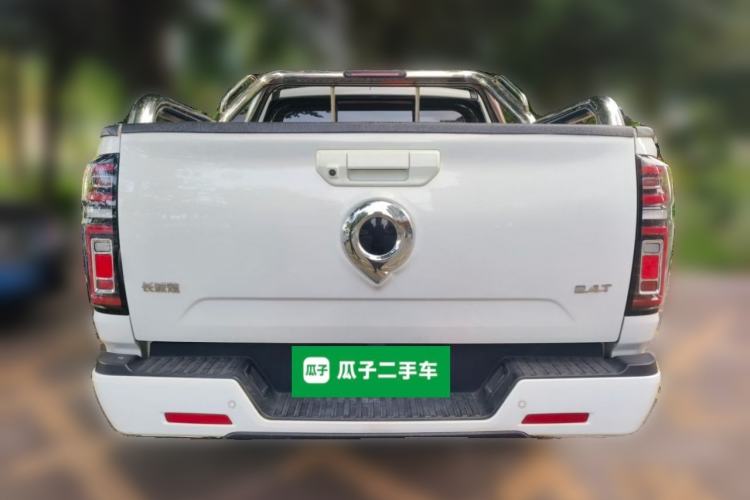 Used Great Wall Poer 2024 2.4T Passenger Version Automatic Diesel 4x4 Comfort Trim Rear