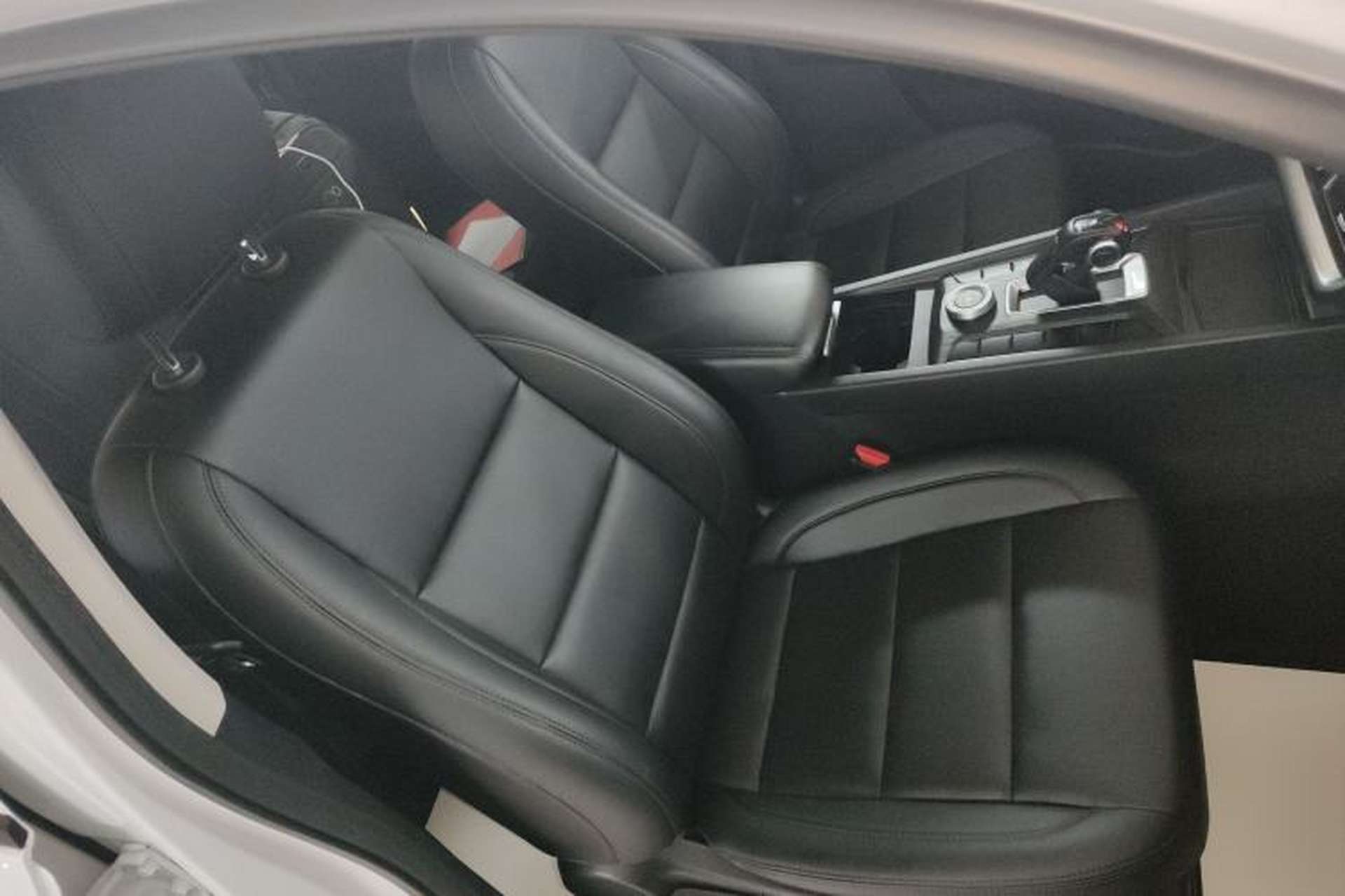 Used Great Wall Poer 2024 2.4T Commercial Version Automatic Diesel 4x4 Elite Edition Right Front Seat