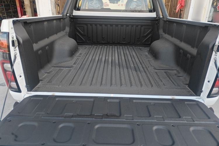 Used Great Wall Poer 2024 2.4T Commercial Version Automatic Diesel Two-Wheel Drive Elite Edition Trunk