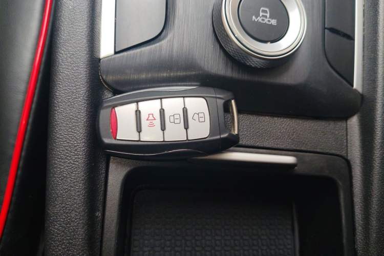 Used Great Wall Poer 2025 2.0T Commercial Pickup Automatic Gasoline 4x4 Comfort Edition Vehicle Key