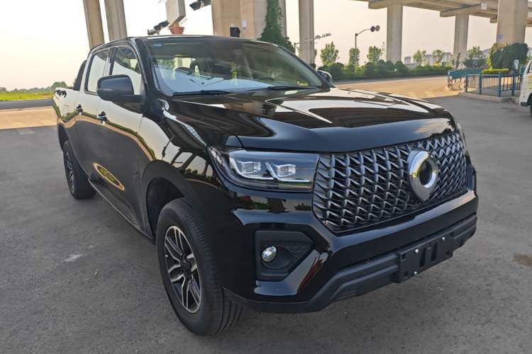 Used Great Wall Poer 2026 Model 2.4T Commercial Pickup Automatic Diesel Two-Wheel-Drive Elite Long-Box Front Right 45 Deg