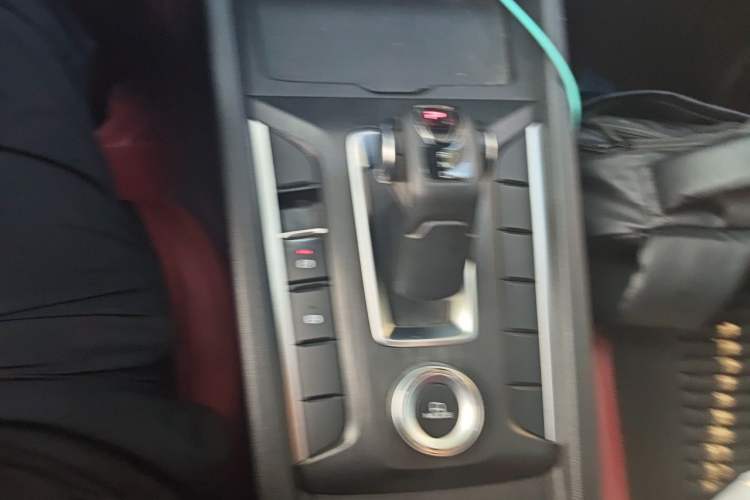 Used Great Wall Poer 2026 Model 2.4T Commercial Pickup Automatic Diesel Two-Wheel-Drive Elite Long-Box Gear Lever