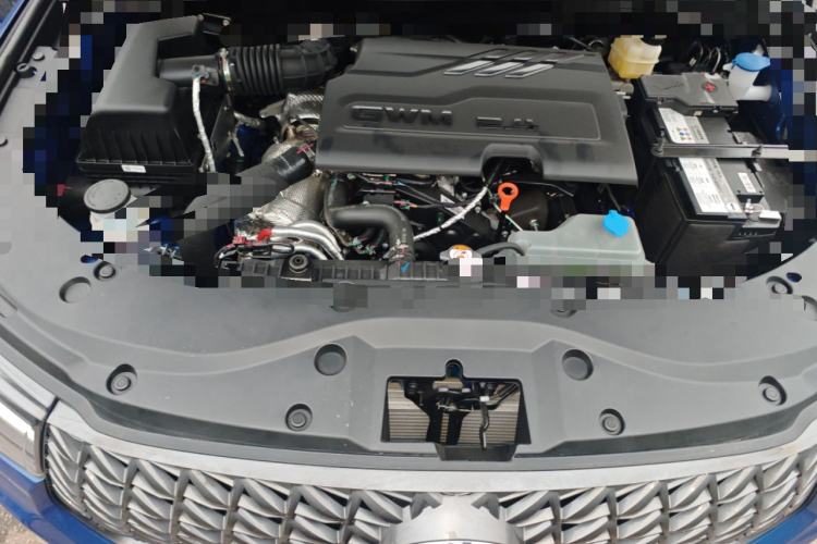 Used Great Wall Poer 2026 Model 2.4T Commercial Pickup Manual Diesel Four-Wheel-Drive Elite Long-Box Engine Bay