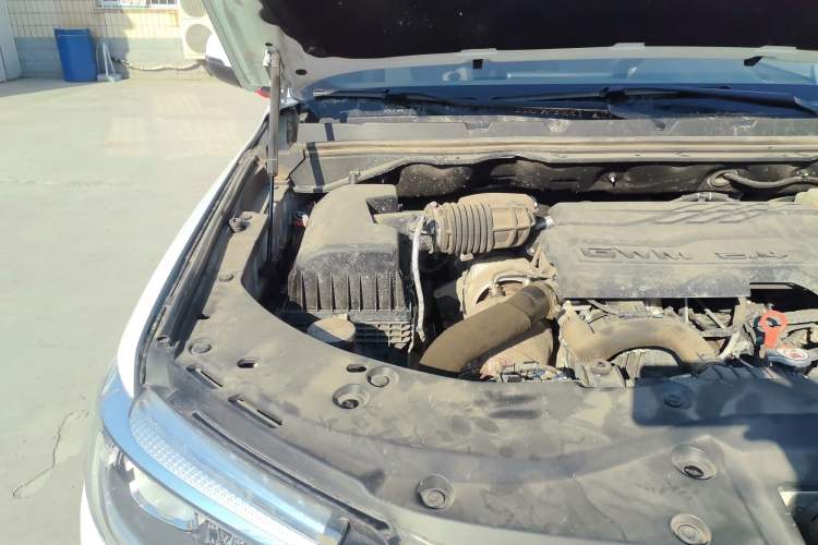Used Great Wall Poer 2026 Model 2.4T Commercial Cannon Manual Diesel Four-Wheel Drive High-Cold Version Engine Bay Right