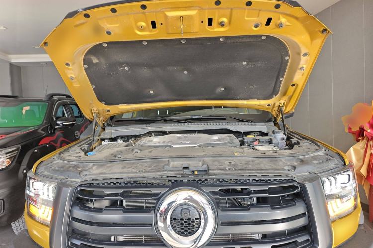 Used Great Wall Shanhai Poer 2023 3.0T V6 Gasoline Performance Edition Engine Bay