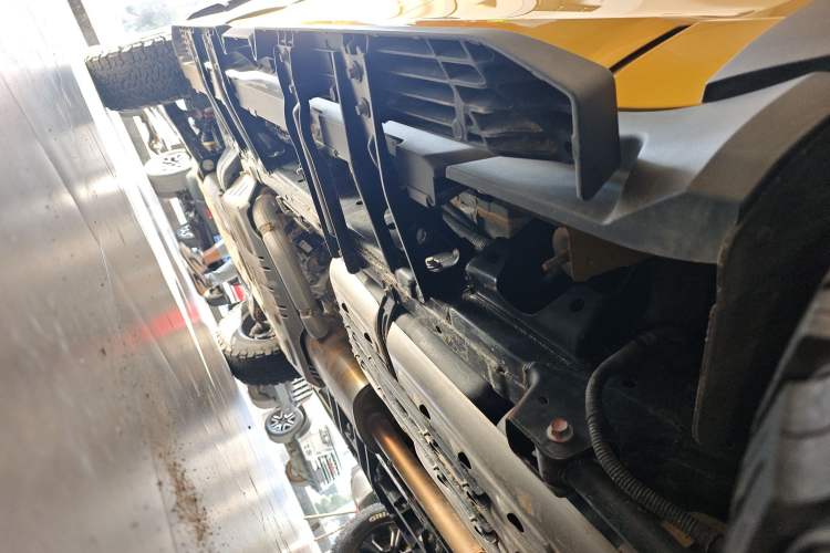 Used Great Wall Shanhai Poer 2023 3.0T V6 Gasoline Performance Edition Left Side Sill