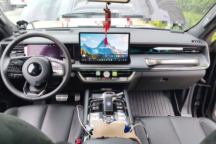 Used Great Wall Shanhai Poer 2023 3.0T V6 Gasoline Performance Edition Center Console