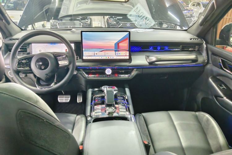 Used Great Wall Shanhai Poer 2023 3.0T V6 Gasoline Performance Edition Center Console