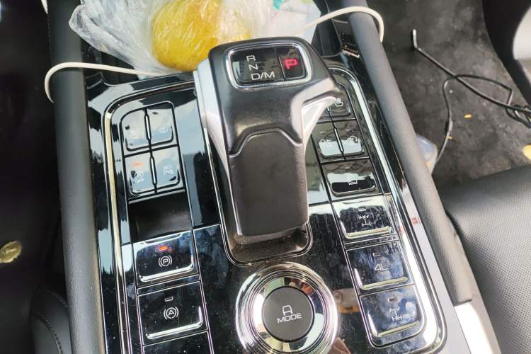 Used Great Wall Shanhai Poer 2023 3.0T V6 Gasoline Performance Edition Gear Lever